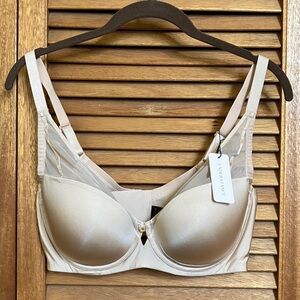 NWT Understance Molded Cup V Plunge Underwire Bra - 40D